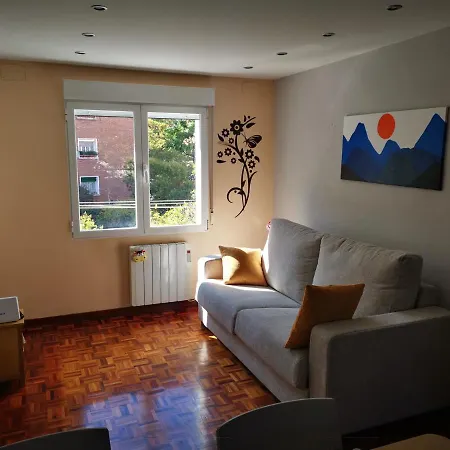 Apartment El Pilar 4 *